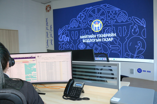 Зорчигчдоо хүндэлсэн нийтийн тээврийн жолоочид талархав